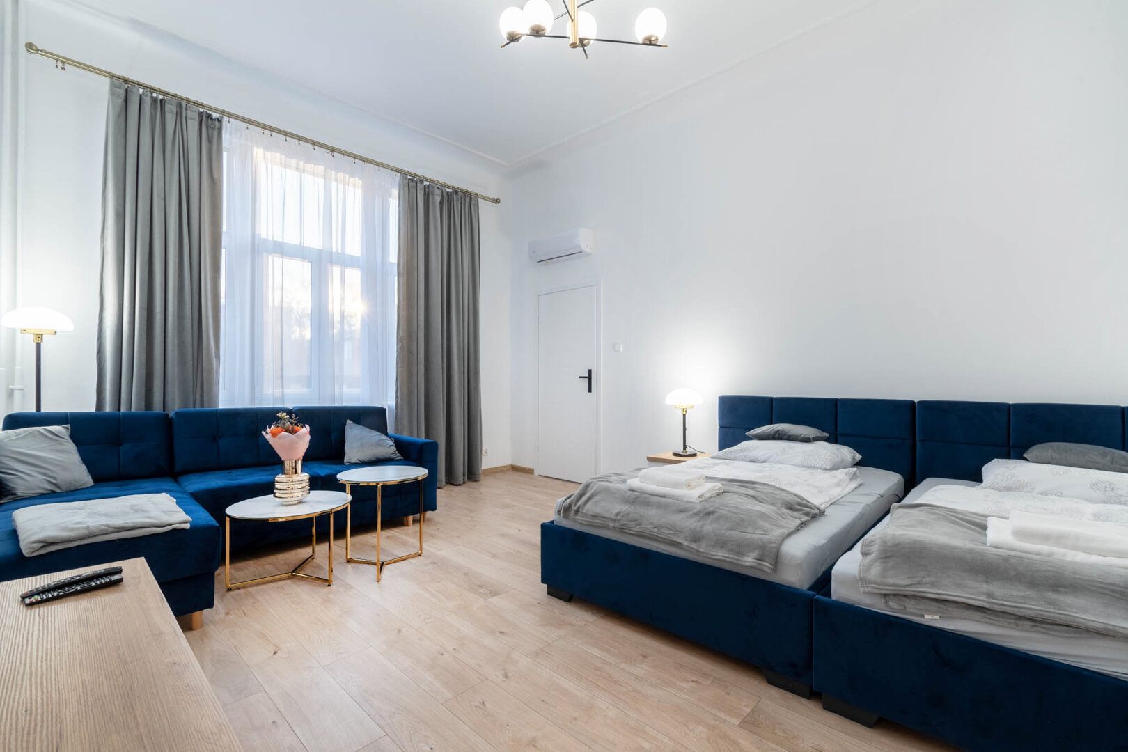 AZARentier1 AZARentier1